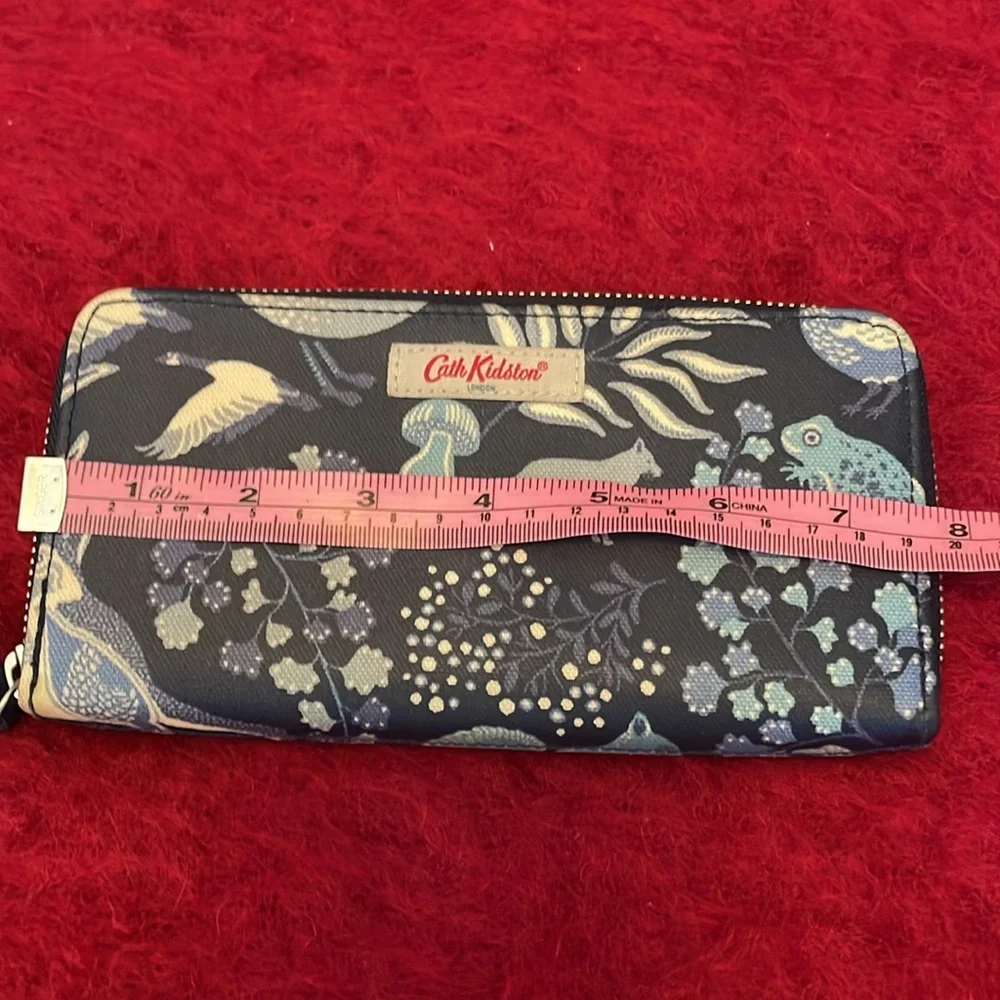 CATH KIDSTON LONDON MAGICAL MEMORIES ZIP AROUND WALLET BLUE & GRAY